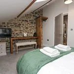 Howgill House بيت للعطل